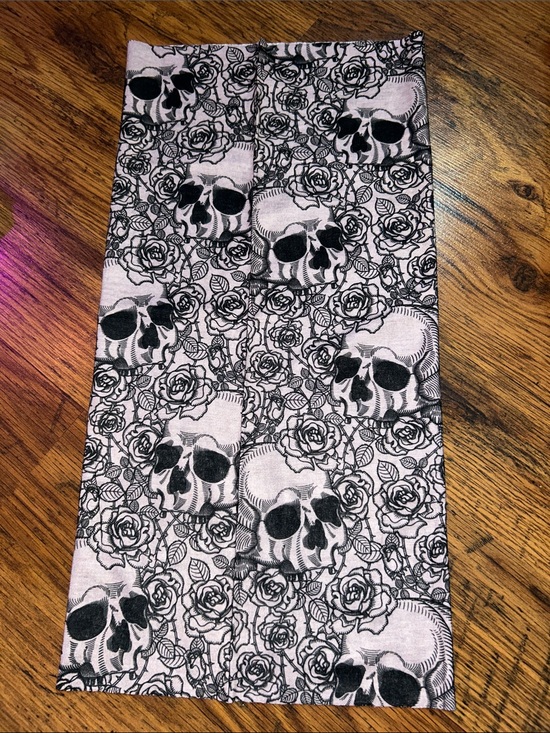 Other - Skull & Rose Neck/Face Snood/Mask C1.RBk.